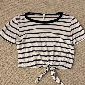 Active USA Womens Black and White Striped Crop Top